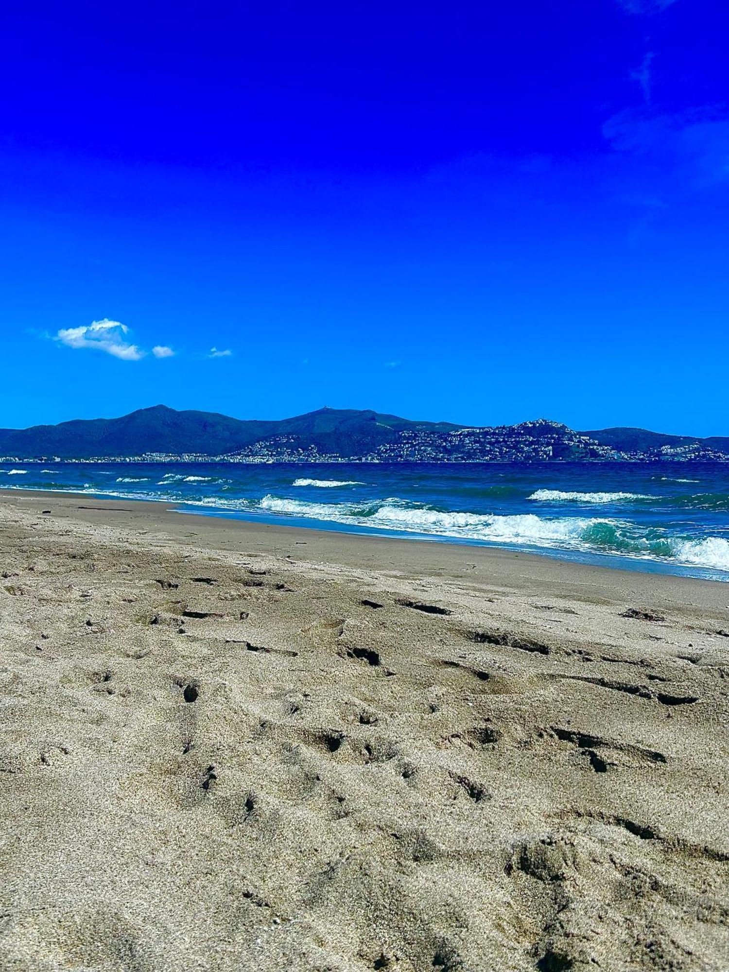 Pieds Dans L Eau Linges De Maison Inclus Empuriabrava Εξωτερικό φωτογραφία