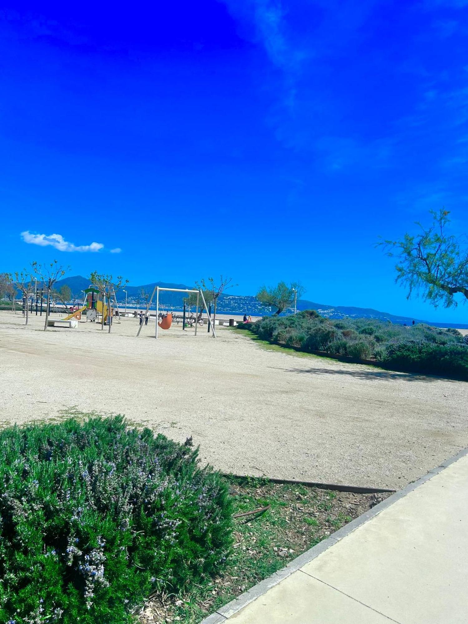 Pieds Dans L Eau Linges De Maison Inclus Empuriabrava Εξωτερικό φωτογραφία